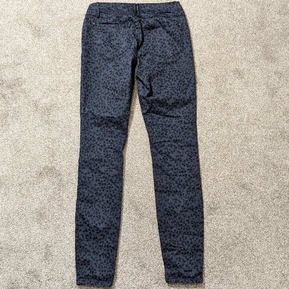 RW & CO. Gray w Black Floral Pattern "Natalie" Stretch Jeggings; Size S/P - Picture 3 of 5